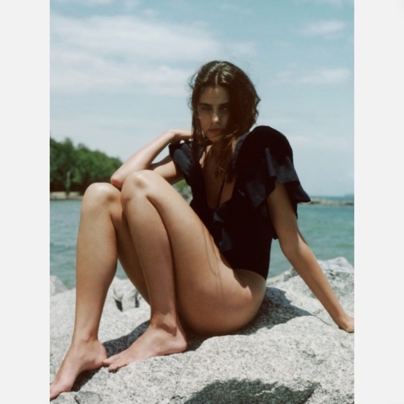 Zara Ruffle Bathing Suit - Picture 1 of 5